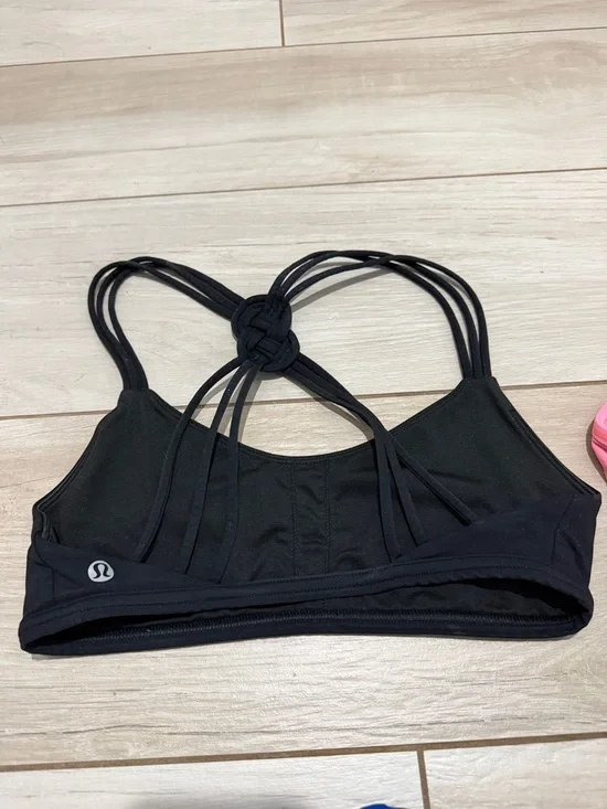 You pick! Lululemon Sports Bras Black Pink Blue Charcoal size 4 - Picture 5 of 13